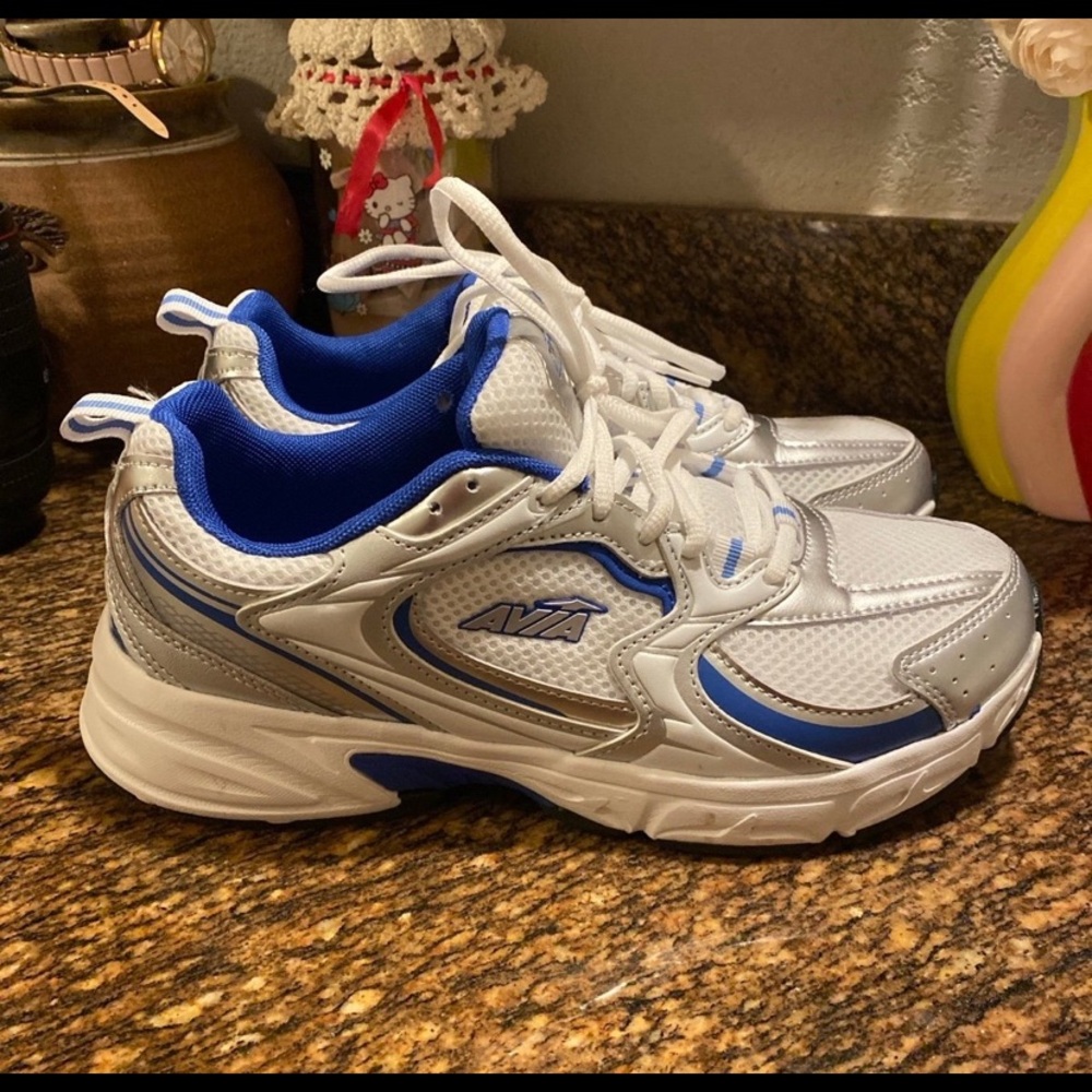 Avia White and Blue Running Shoes
